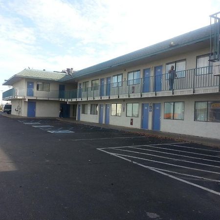 Super 7 Inn Joplin Exterior photo
