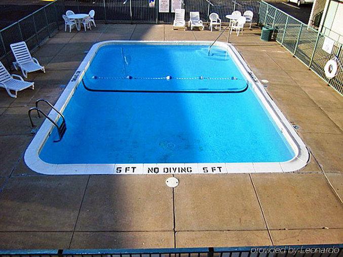 Super 7 Inn Joplin Facilities photo